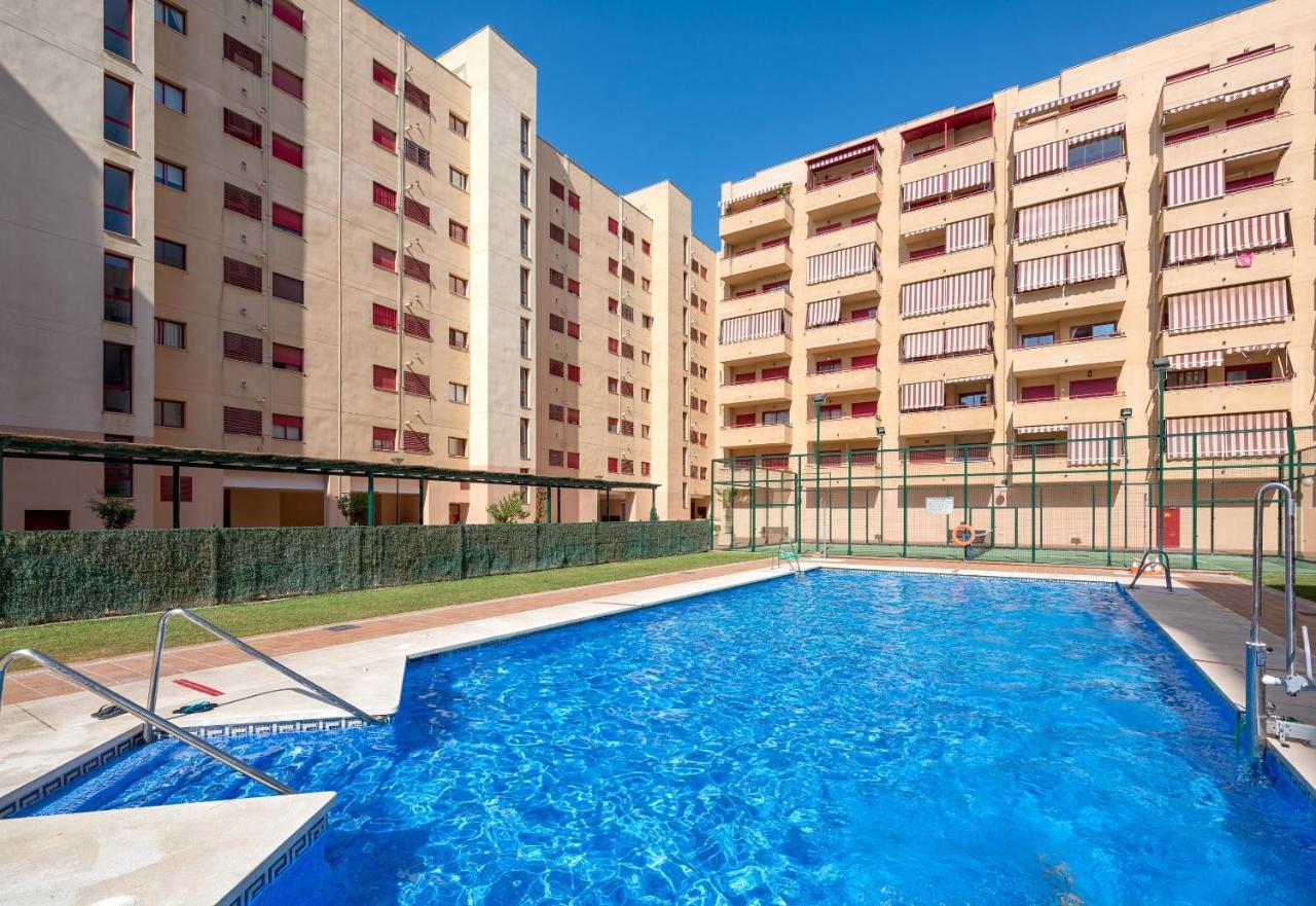 Wintowinrentals Parque Litoral, Family & Málaga Exterior foto