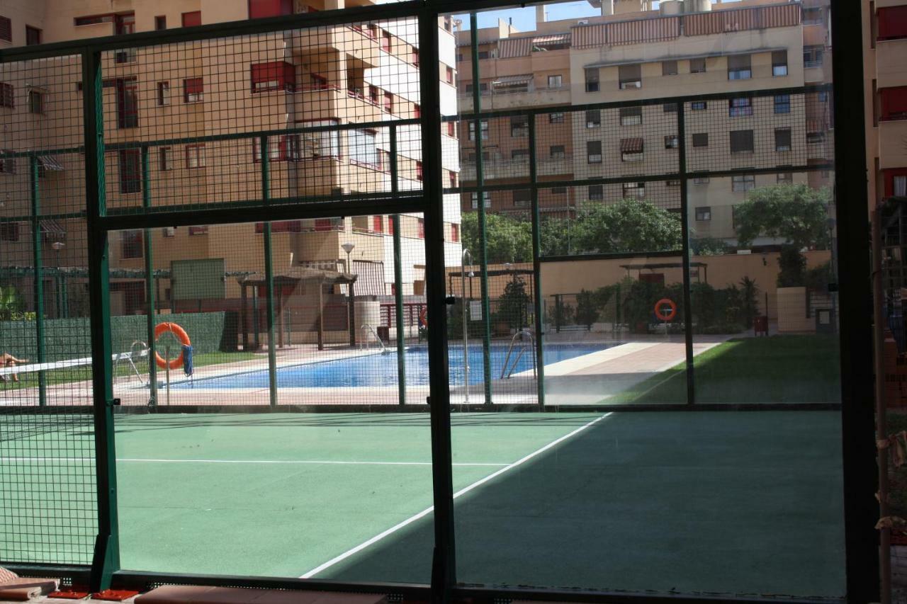 Wintowinrentals Parque Litoral, Family & Málaga Exterior foto